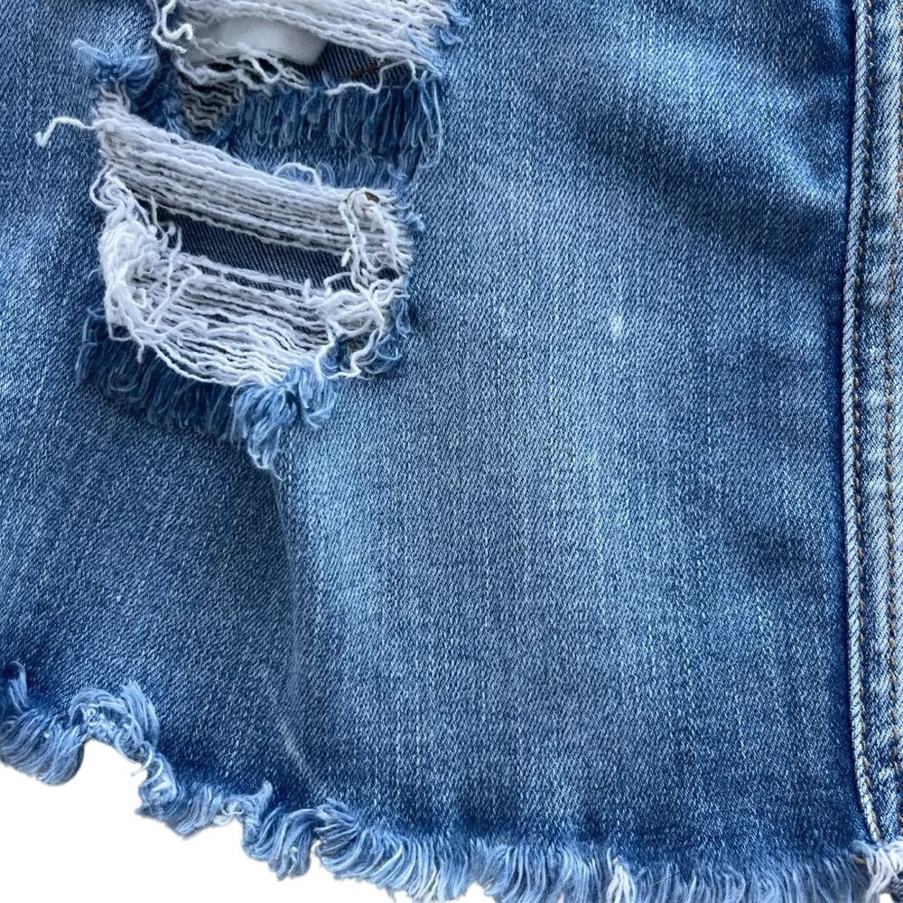 American Eagle Women’s 4 Light Wash Hi-Rise Mini Next Level Stretch X Jean Skirt